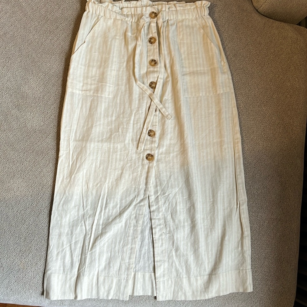 Cotton On paperbag waist, button down midi linen blend skirt, cream & white Sz M